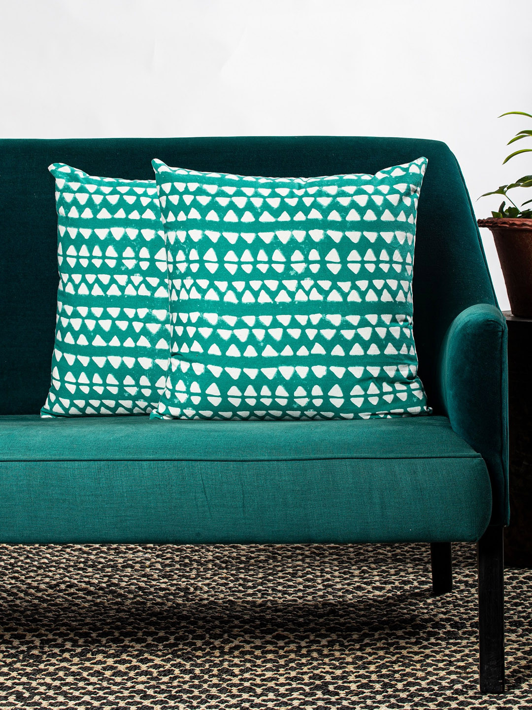 Contrast Living Off-White & Green Set of 2 Abstract Square Cushion Covers