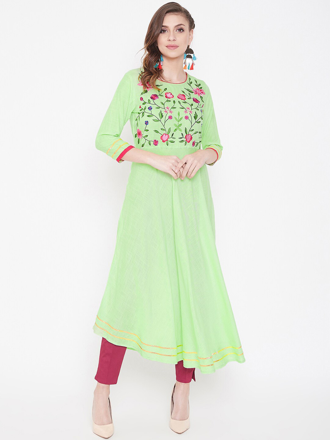 WineRed Women Fluorescent Green & Red Embroidered Anarkali Kurta