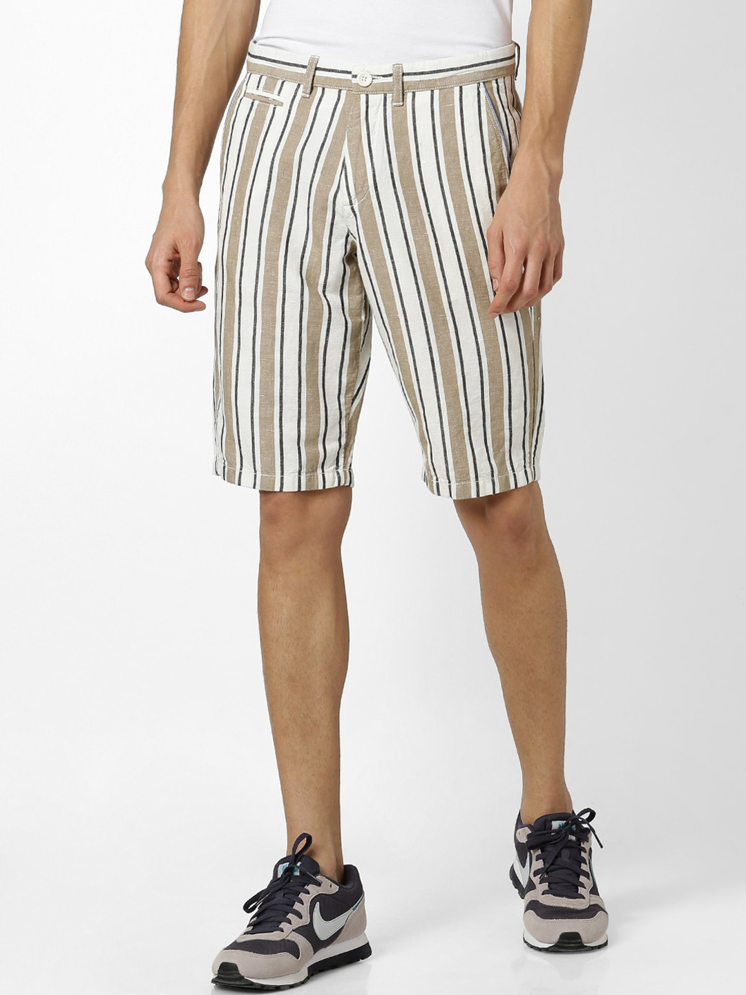 Celio Men Brown Striped Regular Fit Regular Shorts