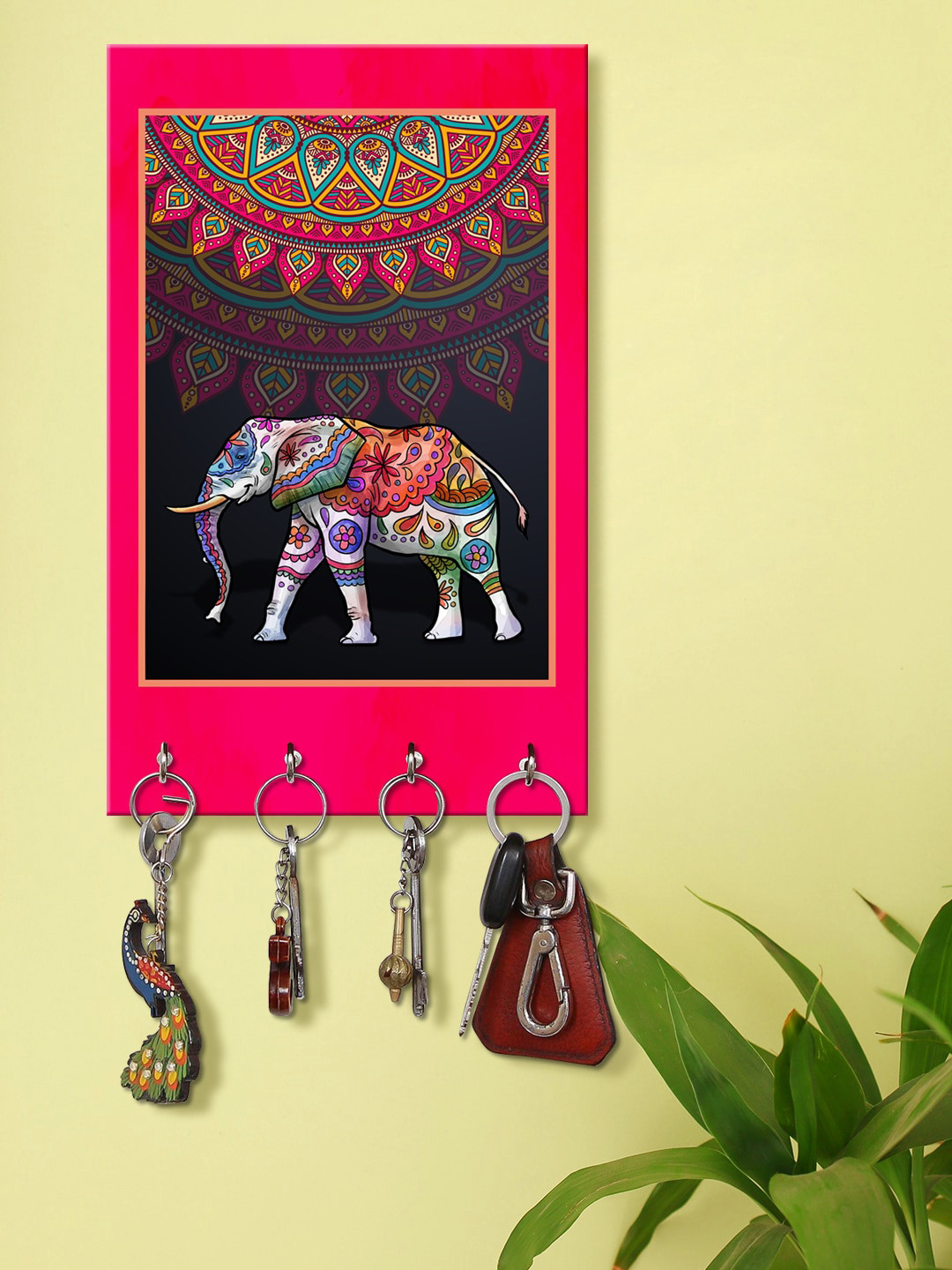 999Store Red & Black Decorative Elephant Pattern Wooden Keyholder
