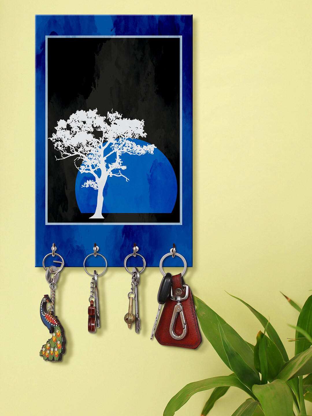 999Store Blue & Black Moon Patten Wooden Keyholder