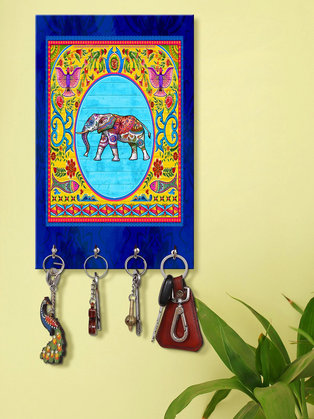 999Store Blue & Yellow Decorative Elephant Pattern Wooden Keyholder