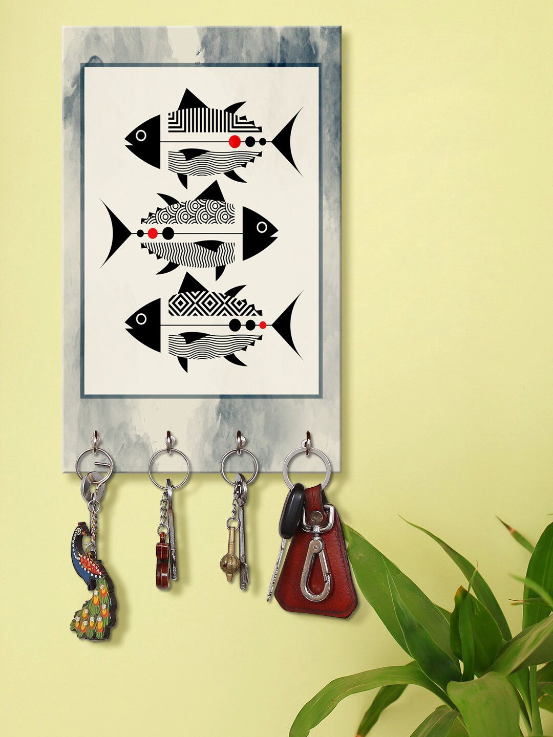 999Store Grey & Black Fish Printed Wall Hanging Key Holder