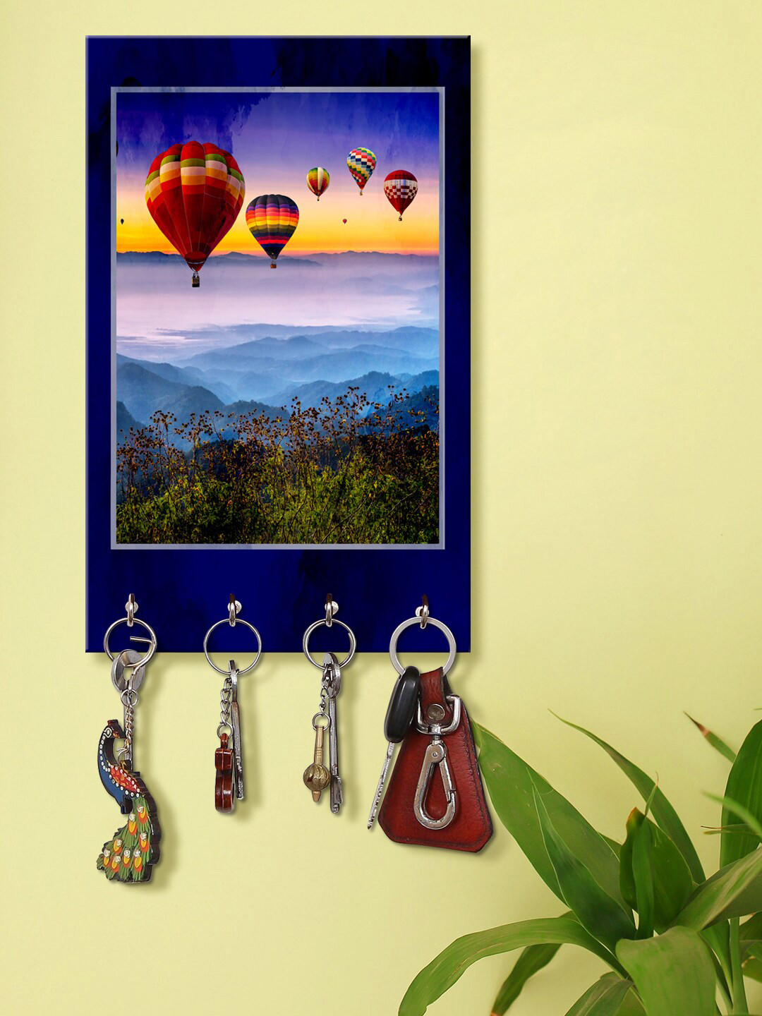 999Store Navy Blue & Red Parachute Printed Wooden Key Holder