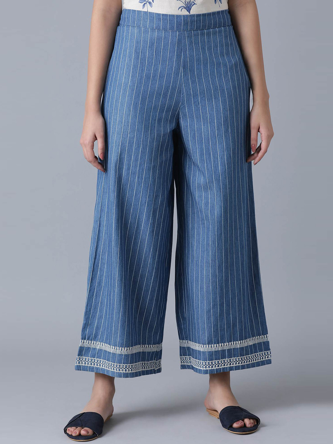 W Women Blue Denim Pinstriped Parallel Pants
