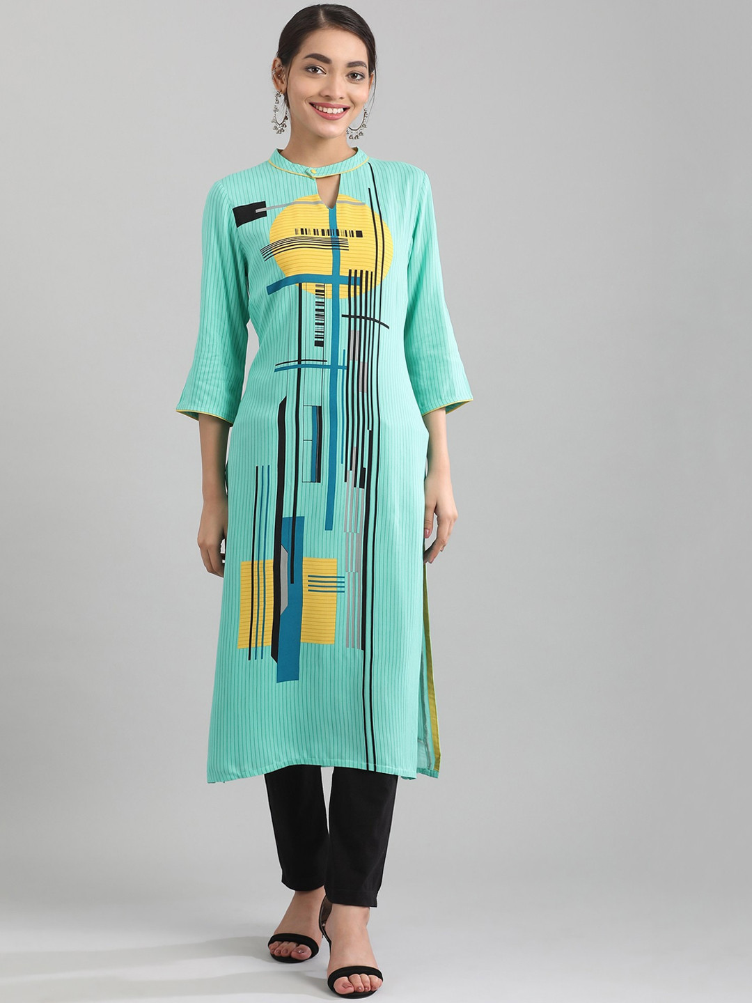 AURELIA Green Geometric Printed Keyhole Neck Sequins Kurta