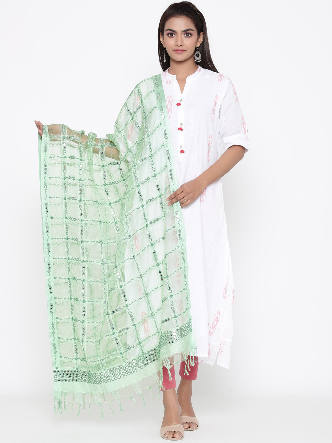 SOUNDARYA Green & Silver-Toned Embroidered Dupatta