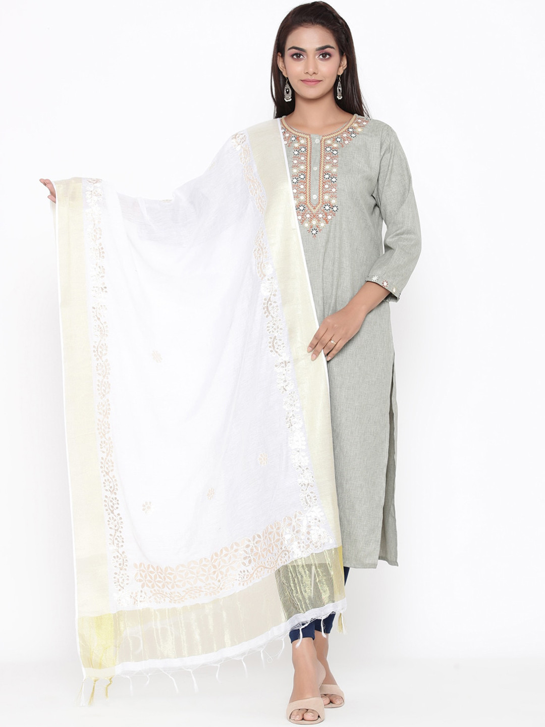 SOUNDARYA White & Gold-Toned Embroidered Dupatta