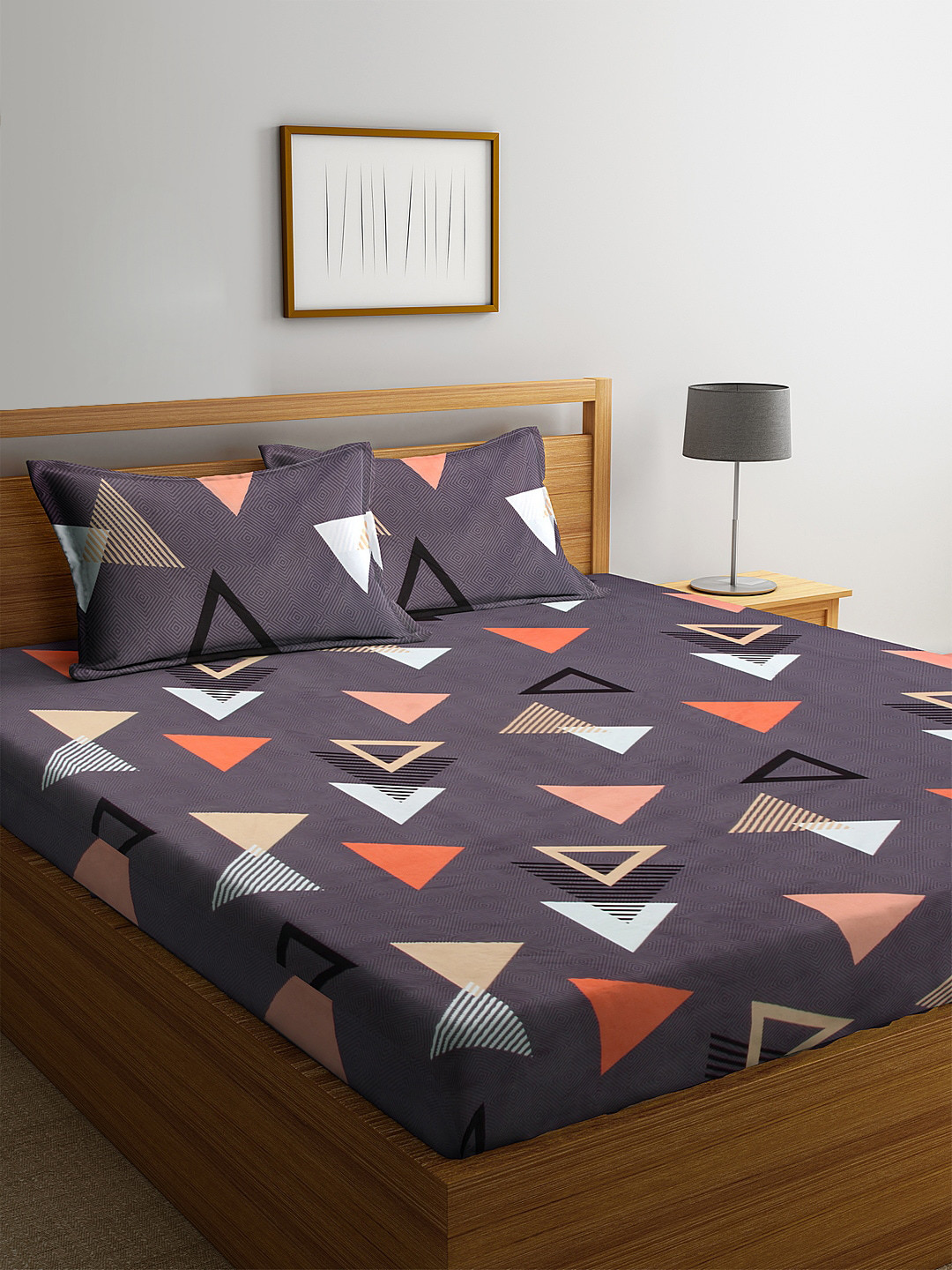 KLOTTHE Purple Geometric Cotton 300 TC King Fine 2 Bedsheet with 4 Pillow Covers-98 x 85 inches