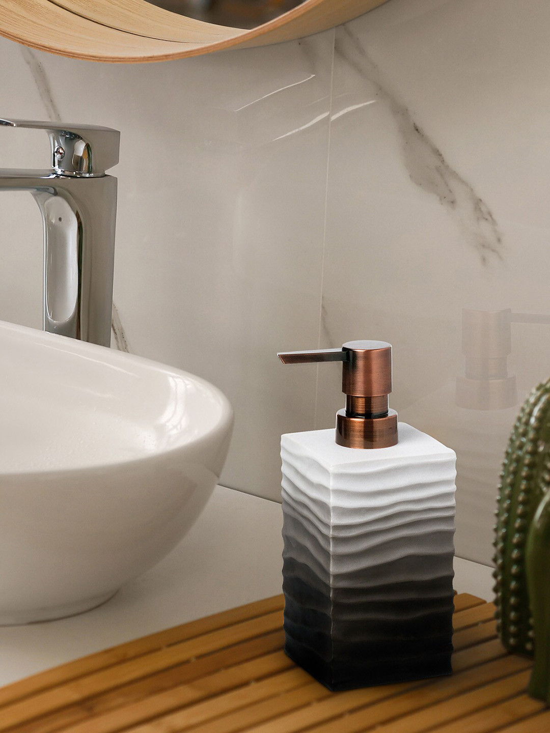 OBSESSIONS Black & White Textured Soap Dispenser