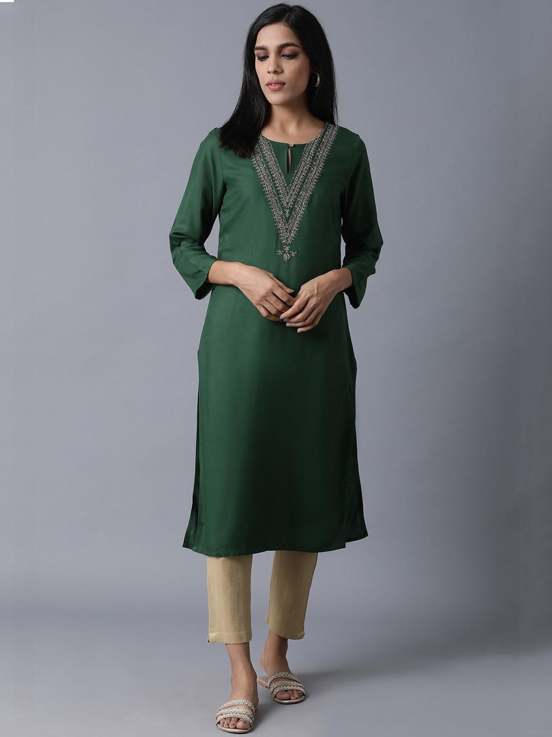 W Women Green Yoke Design Kurta