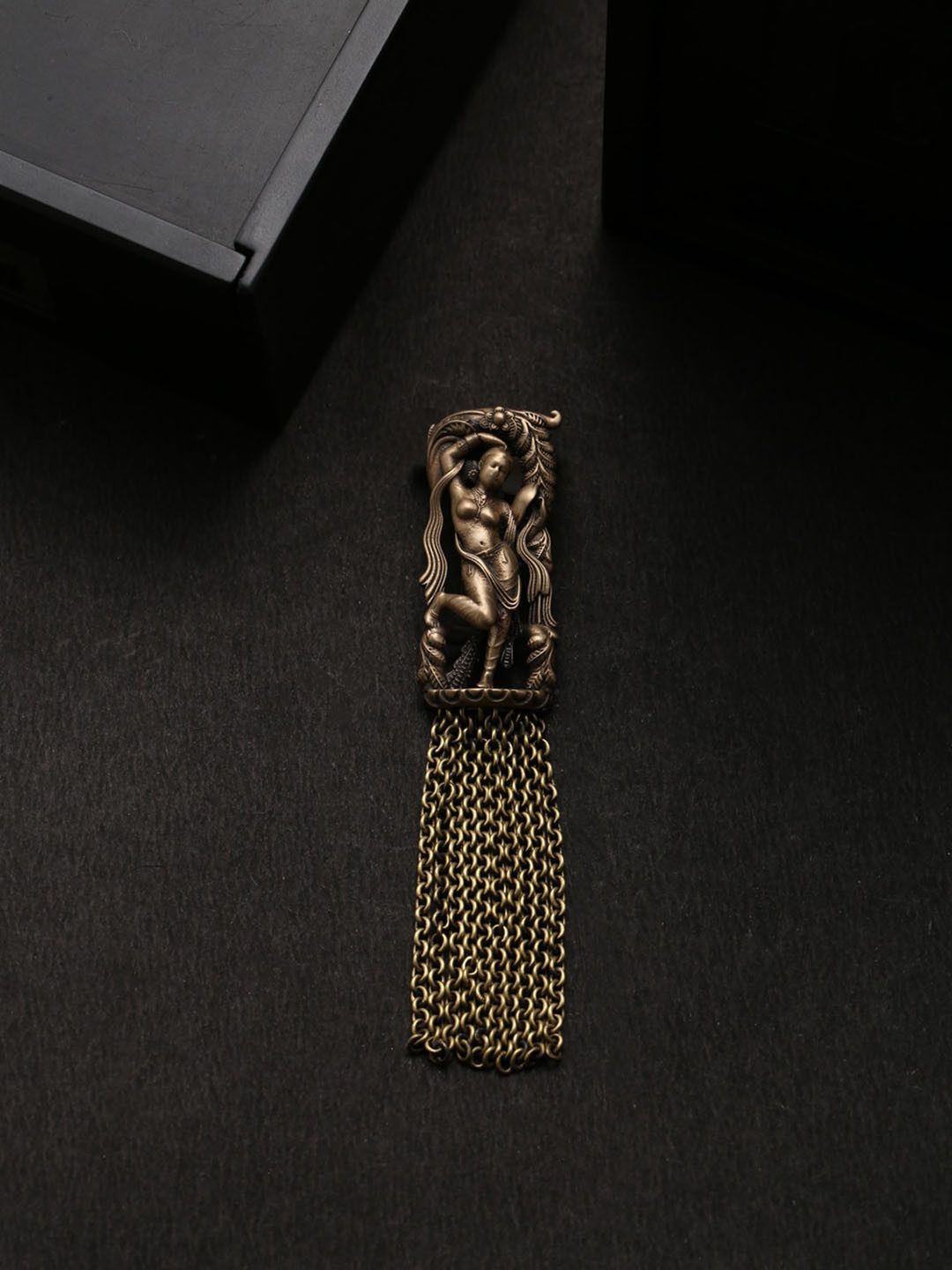 COSA NOSTRAA Men Antique Gold-Toned The Khajuraho Apsara Tasselled Statement Brooch