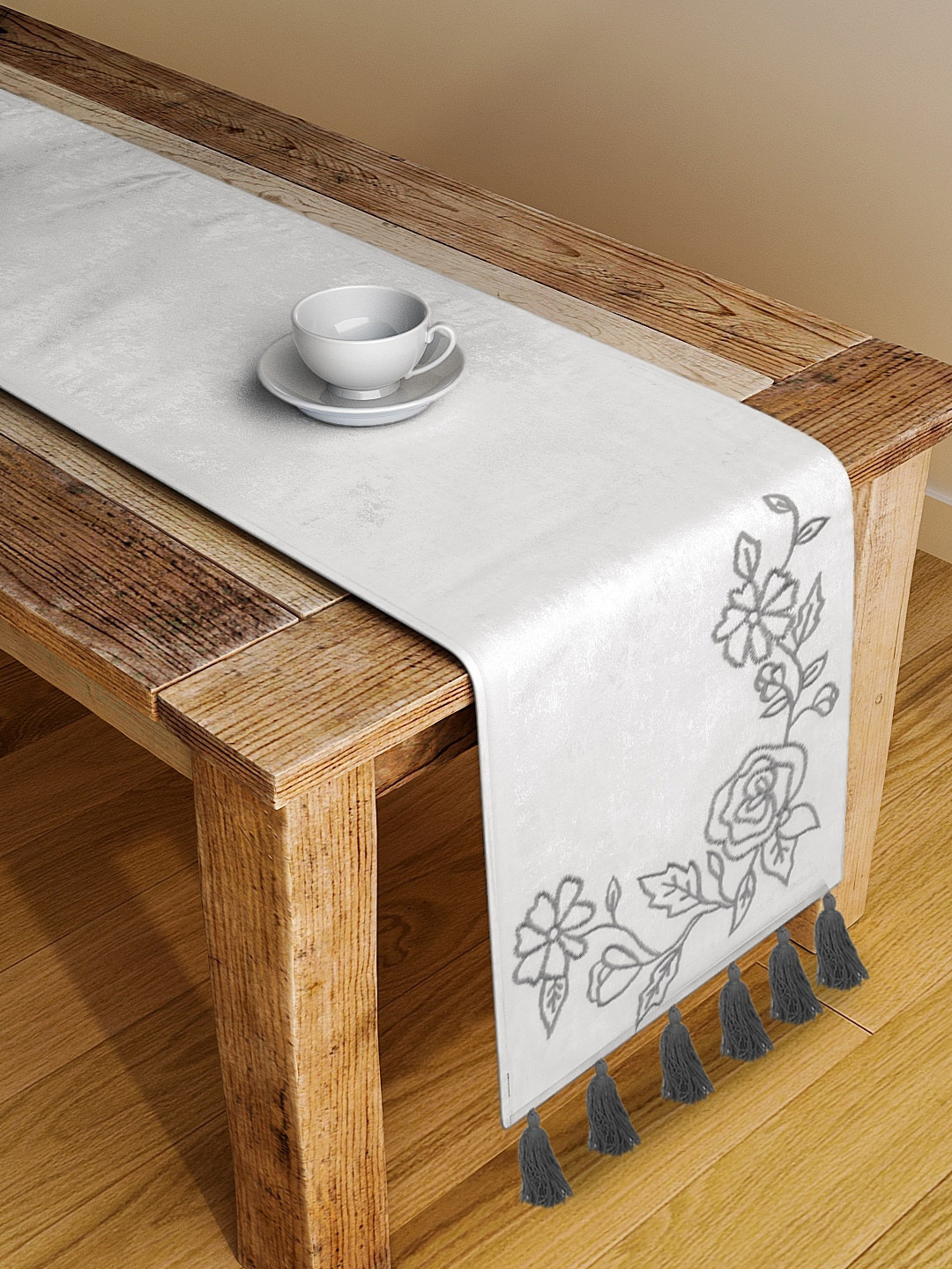 BLANC9 White & Grey Floral Embroidered Cotton Table Runner
