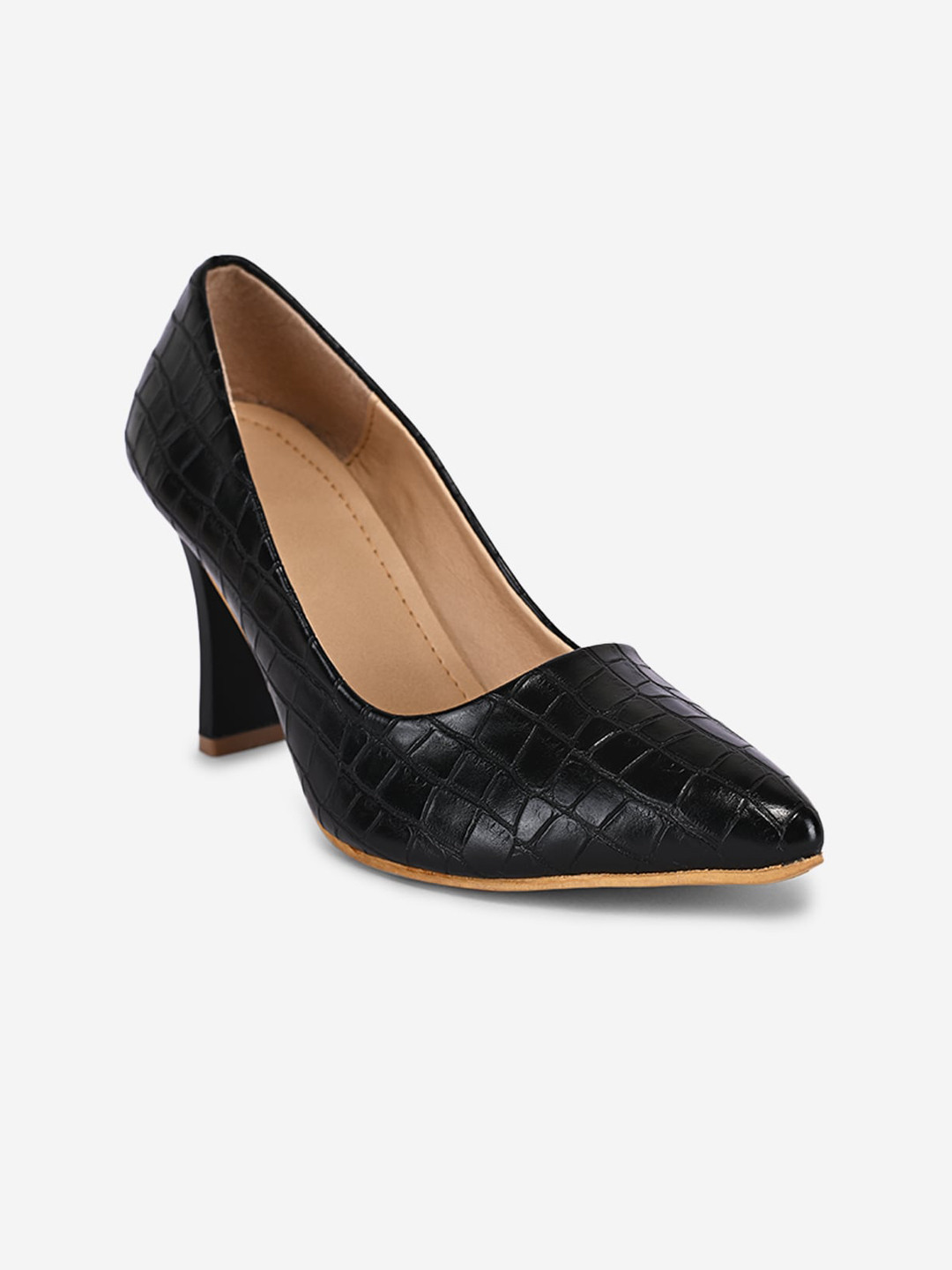 BuckleUp Women Black Textured Pumps