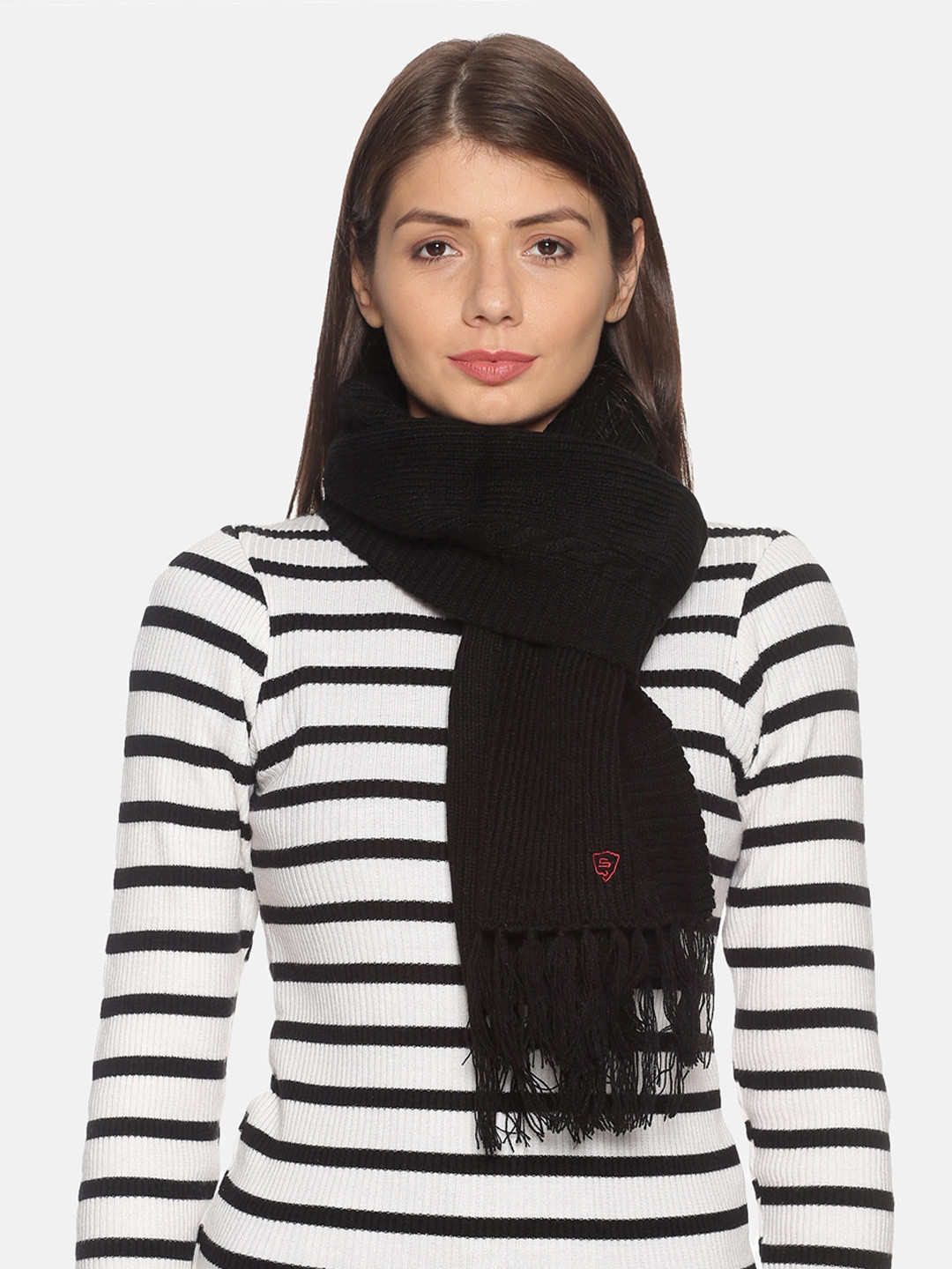 513 Women Black Self-Design Muffler