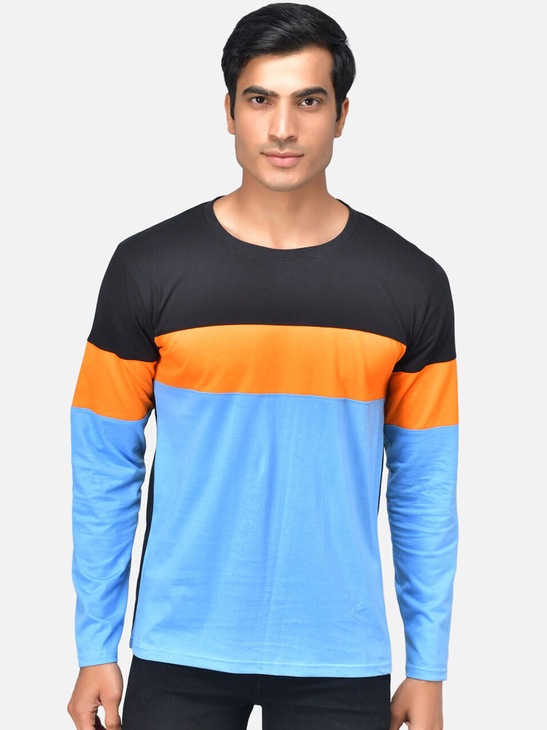 The Dry State Men Black Colourblocked Round Neck T-shirt
