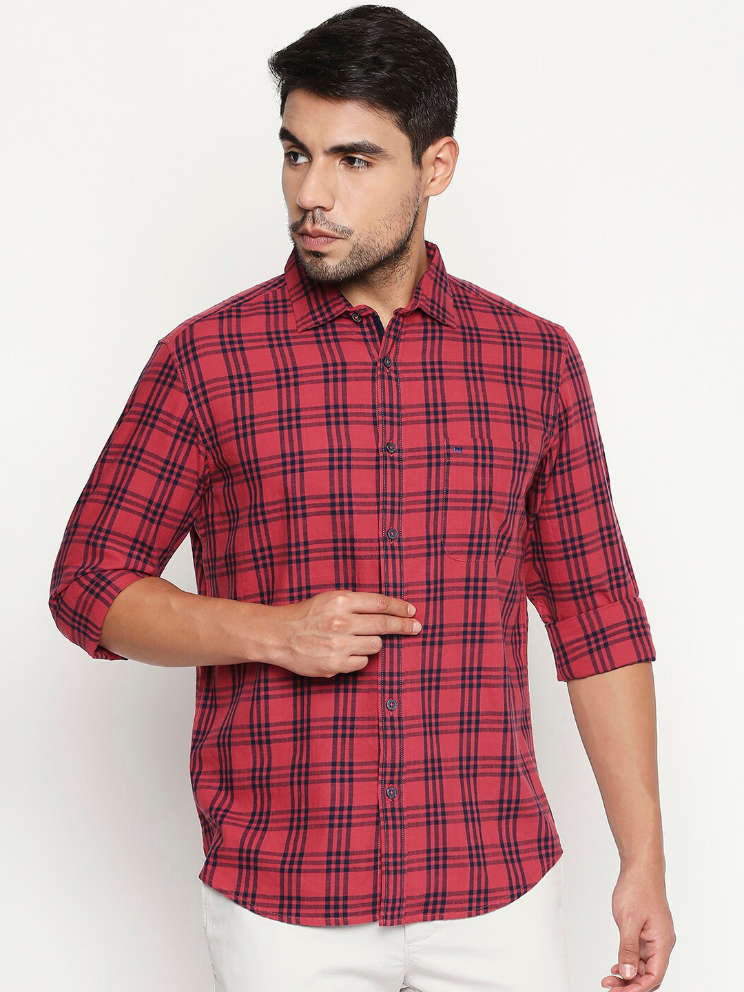 Basics Men Red Slim Fit Checked Casual Shirt