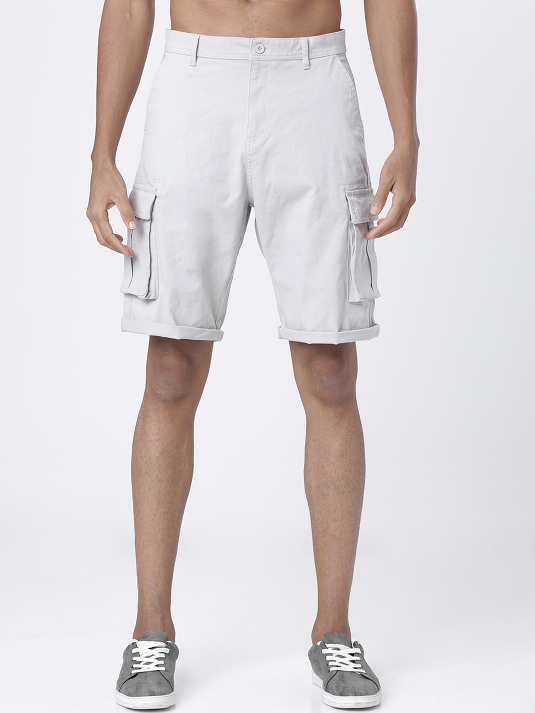 HIGHLANDER Men Grey Solid Slim Fit Cargo Shorts