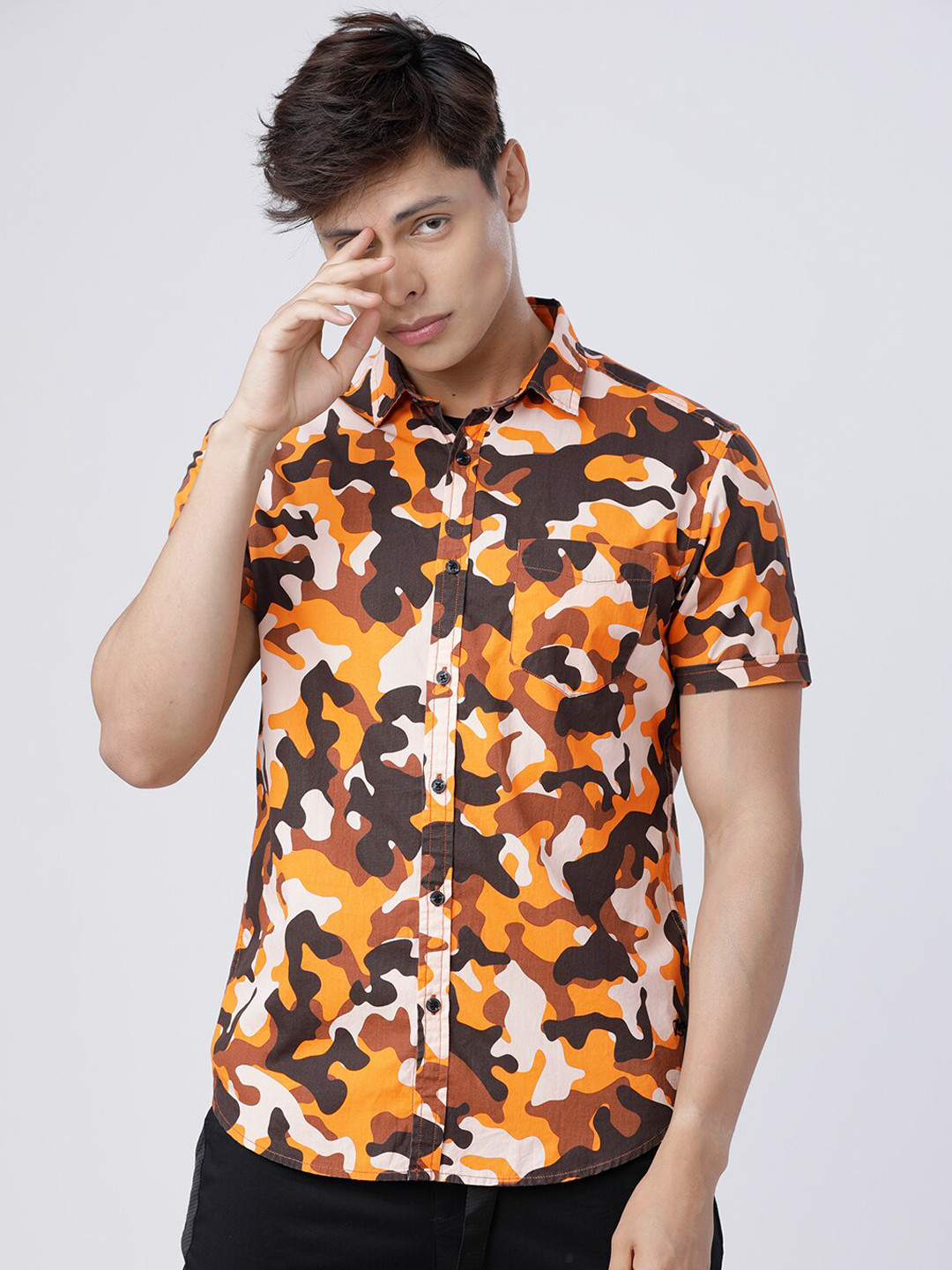 LOCOMOTIVE Men Orange & Off-White Slim Fit Printed Casual Shirt