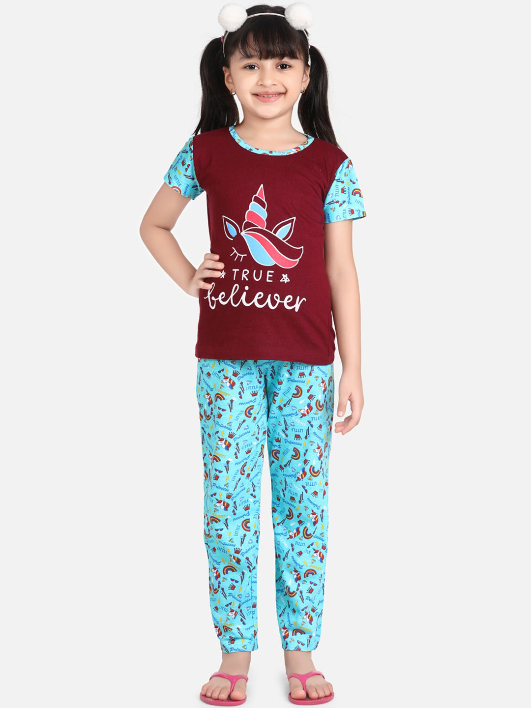 StyleStone Girls Maroon & Turquoise Blue Printed Night Suit