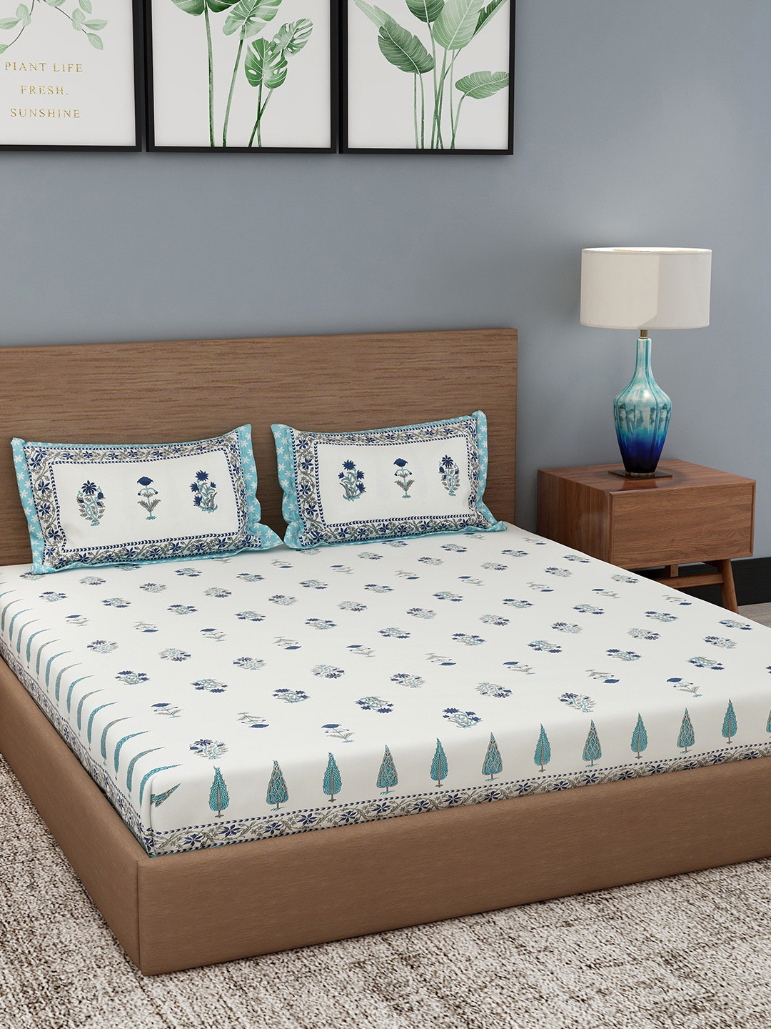 Rajasthan Decor Cream Ethnic Motifs Cotton 180 TC King Fine Bedsheet with 2 Pillow Covers-98 x 106 inches