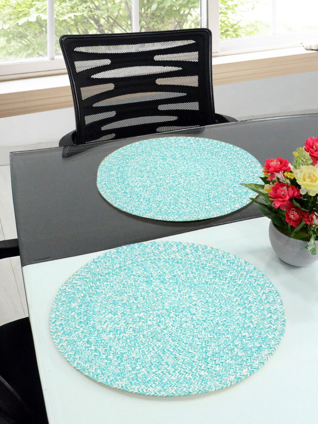 Saral Home Set Of 2 Blue & White Woven Design Sustainable Circular Table Placemats