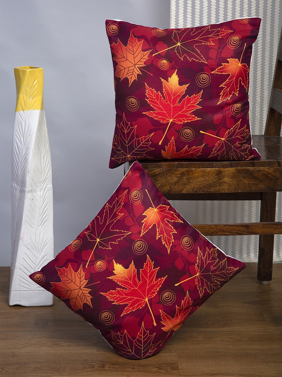 Alina decor Maroon & Red Set of 2 Floral Square Cushion Covers