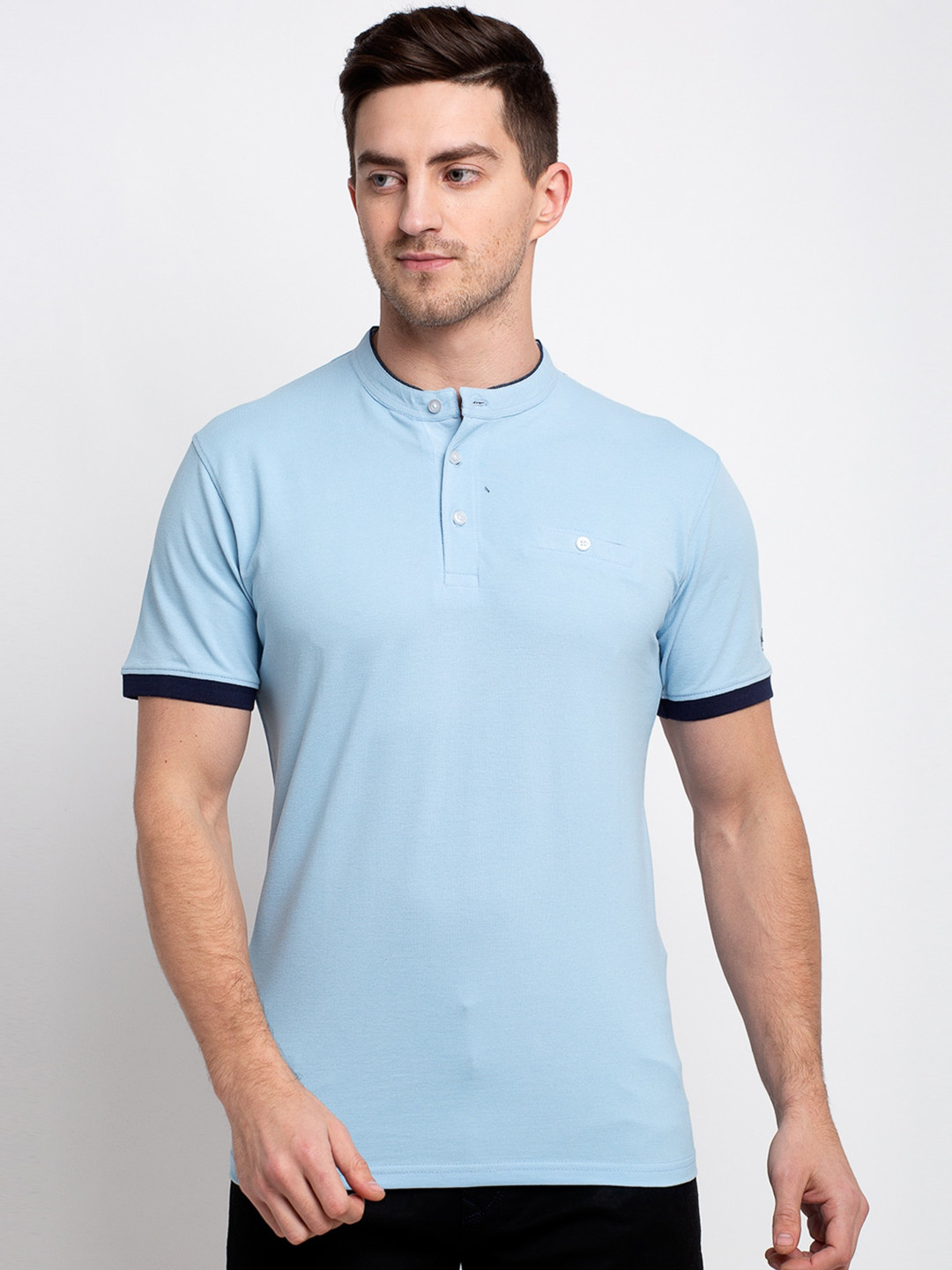 Rodamo Men Blue Solid Henley Neck T-shirt