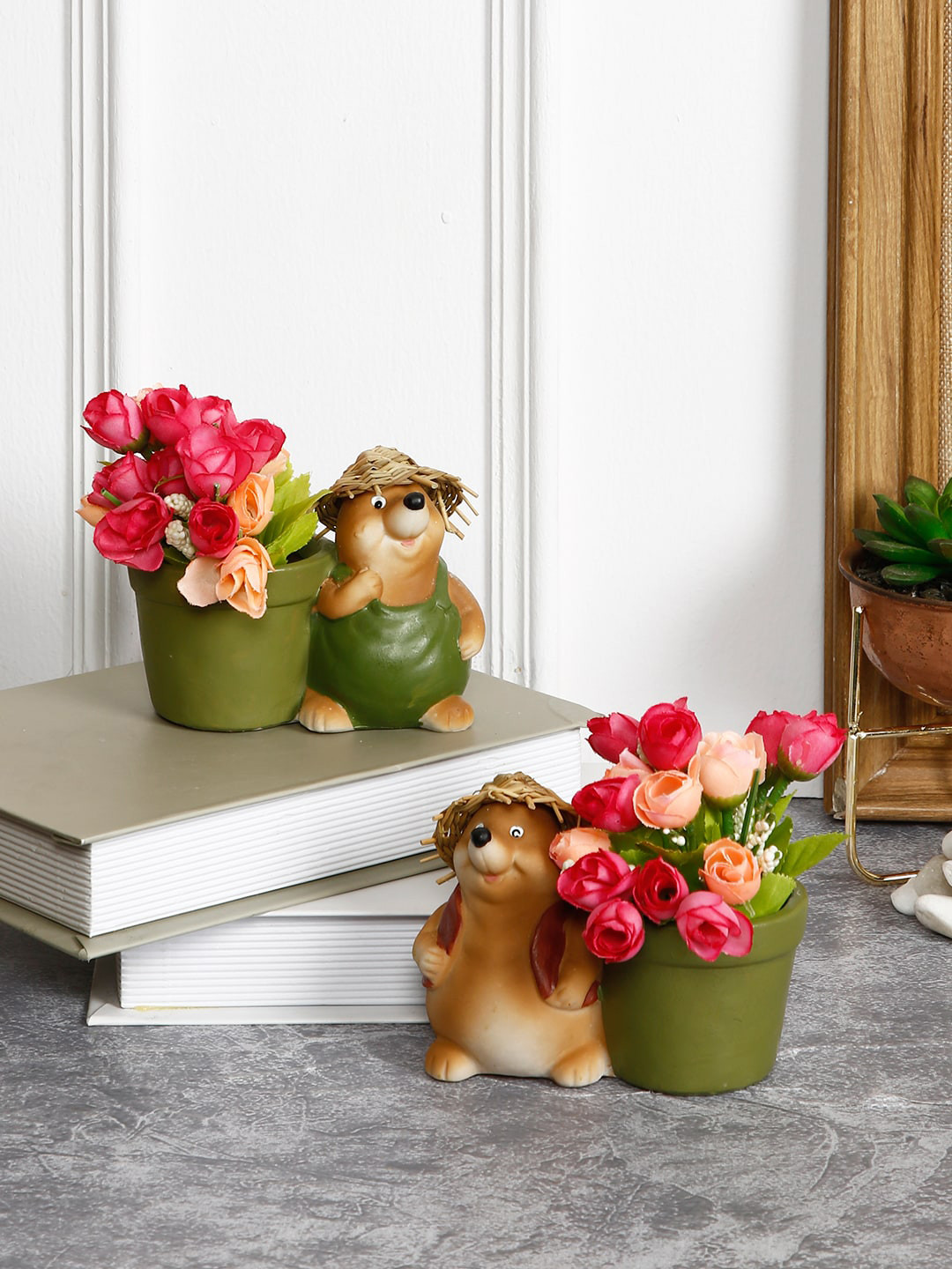 TAYHAA Straw Hat Cute Mouse Flower Pot Green Polyresin Glossy Living Room Set of 2 Tiny Showpieces - 3.5 Inches