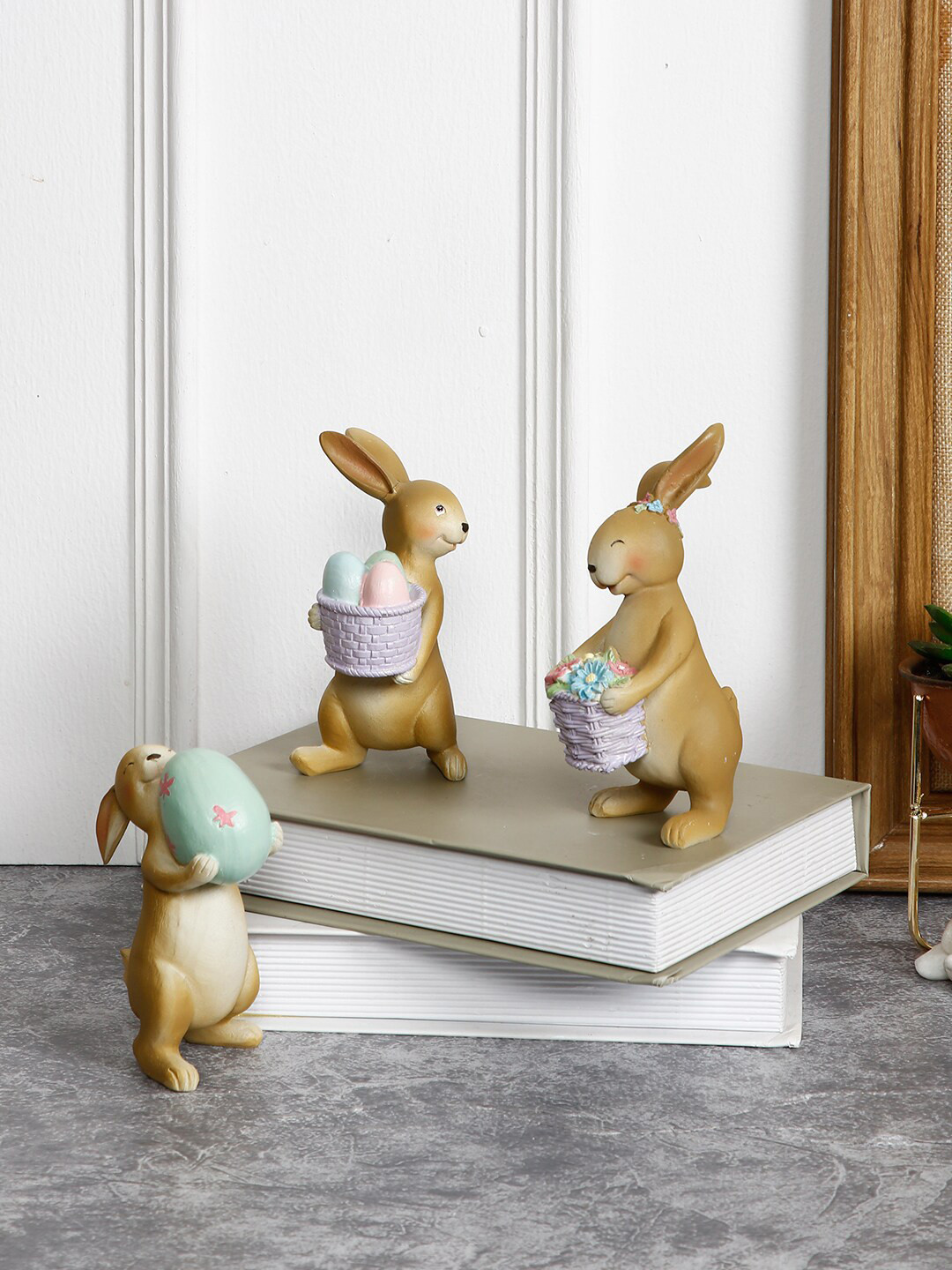 TAYHAA Buuny Brown Polyresin Matte Living Room Set of 3 Small Showpieces - 5.7 Inches