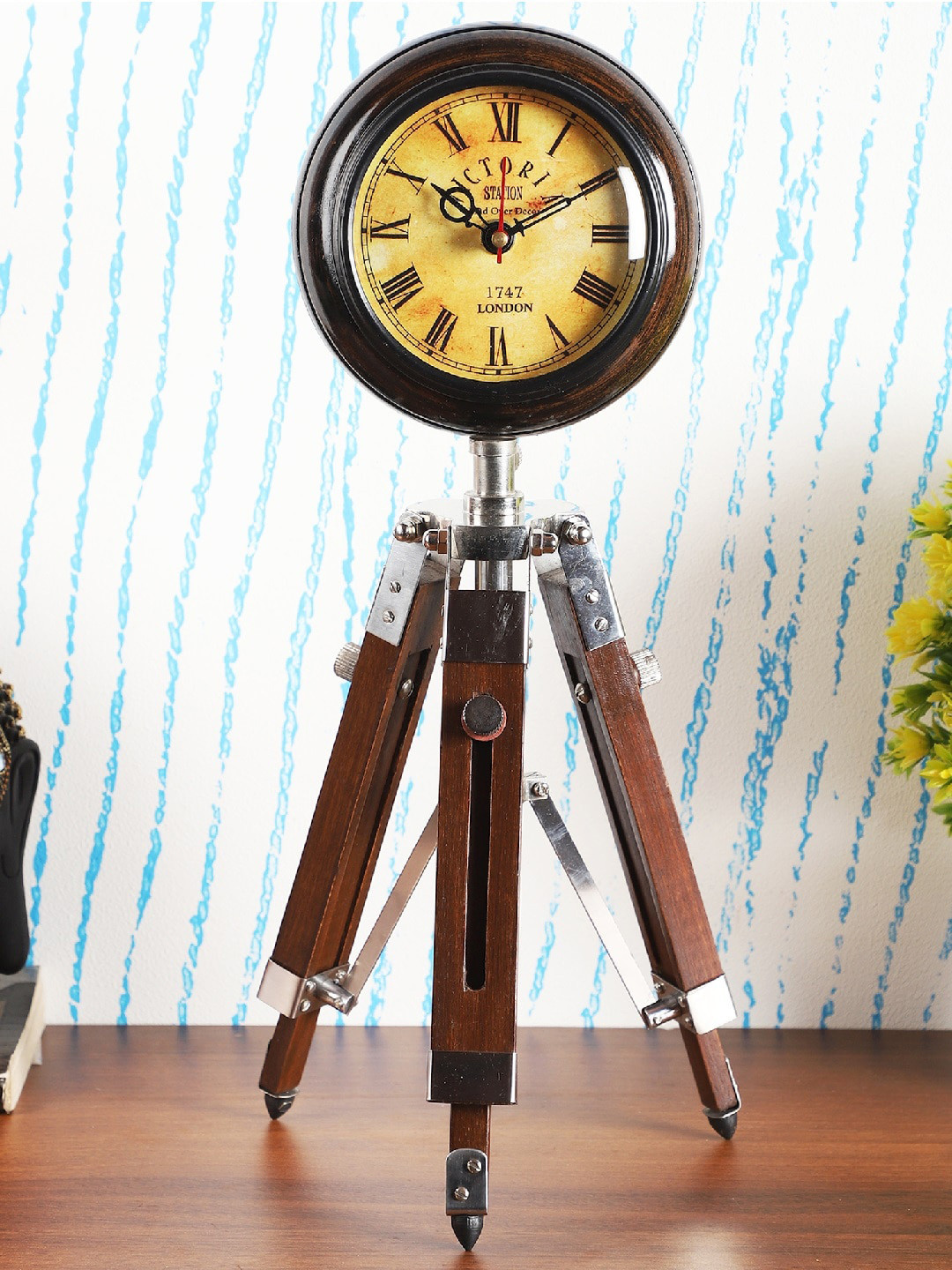 EXIM DECOR Tripod Stand Wood Large Display 2 Pcs Round Battery Analogue Table Clock