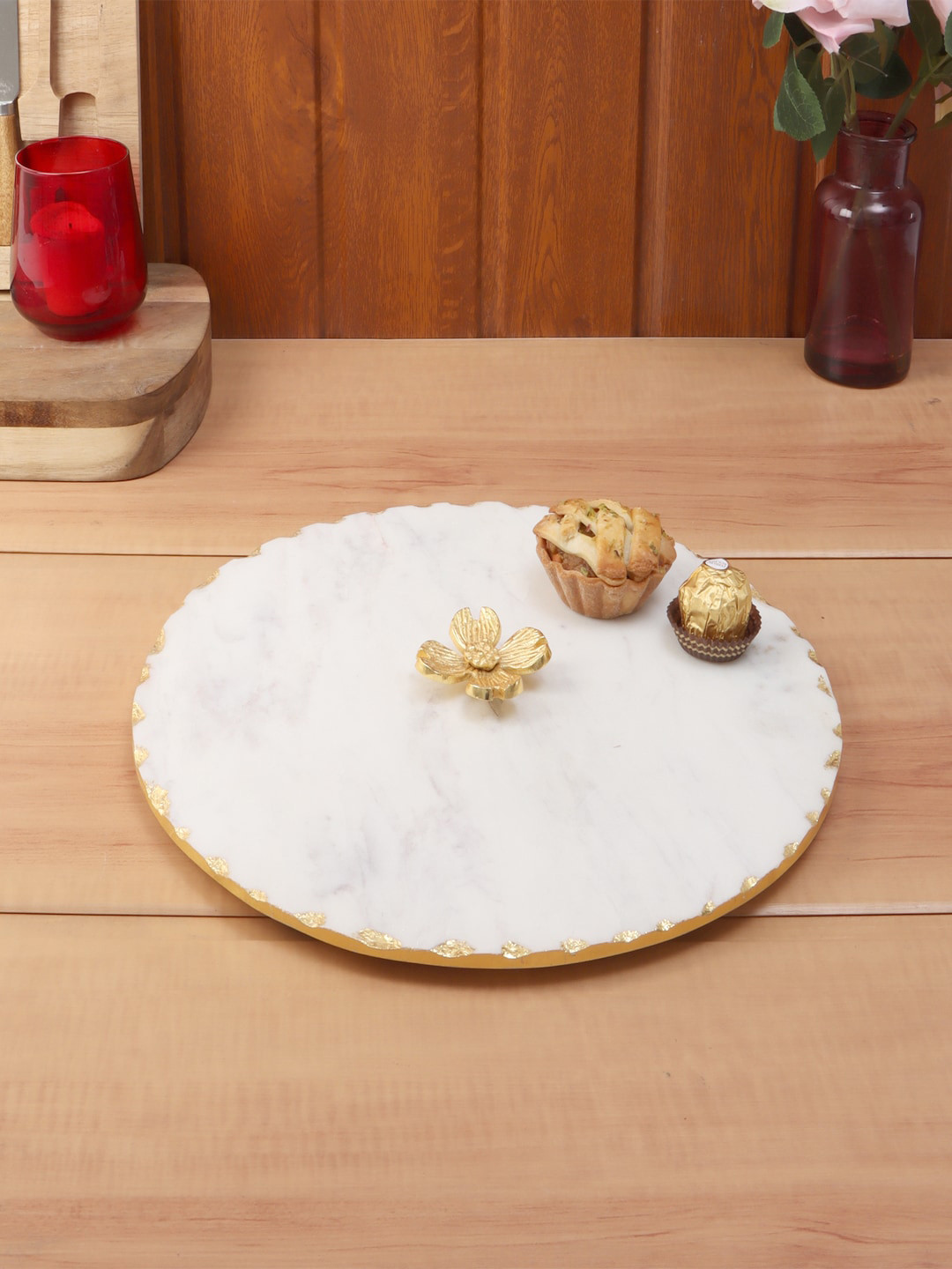 NikkisPride White & Gold-Toned Solid Marble Platter With Flower Embedded