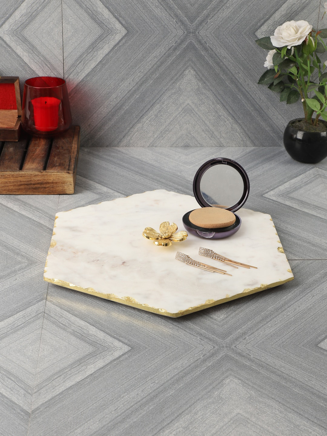 NikkisPride White & Gold-Toned Marble Flower Embedded Serving Platter