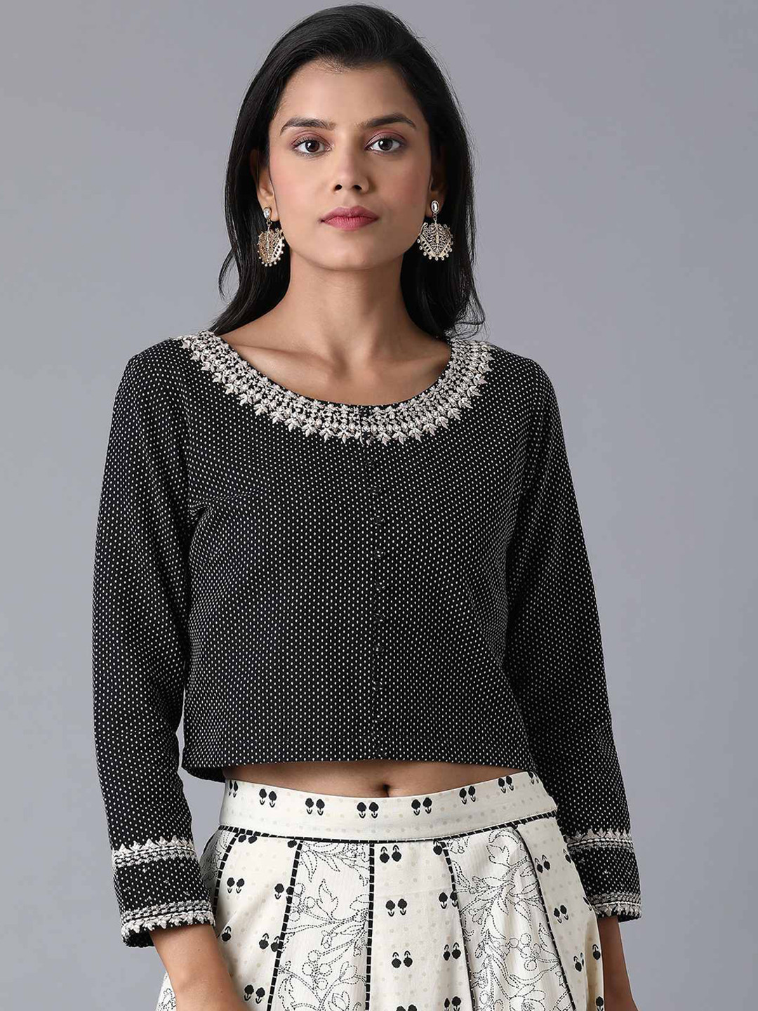 W Women Black & White Monochrome Regular Crop Top