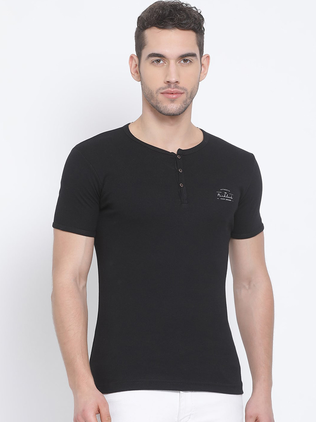 Richlook Men Black Solid Henley Neck T-shirt
