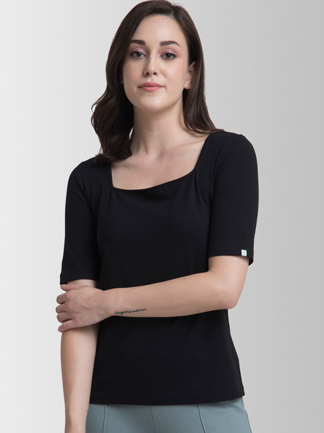 FableStreet Women Black Solid Square Neck T-shirt