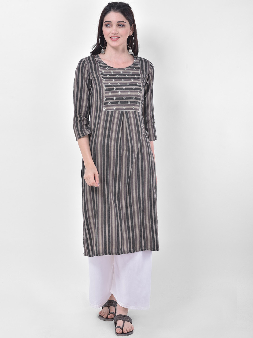Span Women Grey & Off White Striped Thread Work Kurta