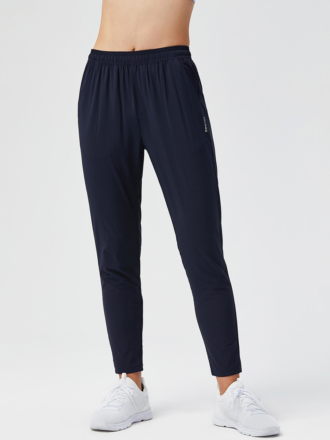 Decathlon Women Navy Blue Fitness Carrot-Cut Fitness Bottoms