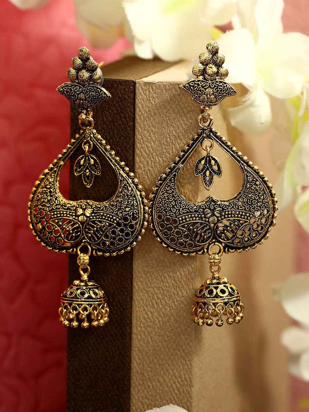 ANIKAS CREATION Gold-Plated Black Handcrafted Heart Shaped Jhumkas