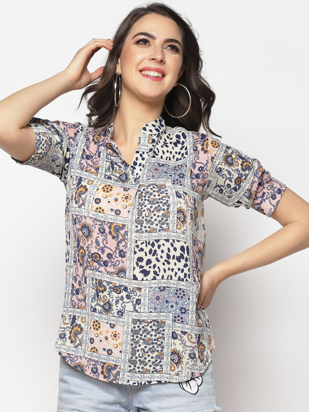 Sera Cream-Coloured Geometric Printed Mandarin Collar Crepe Shirt Style Top