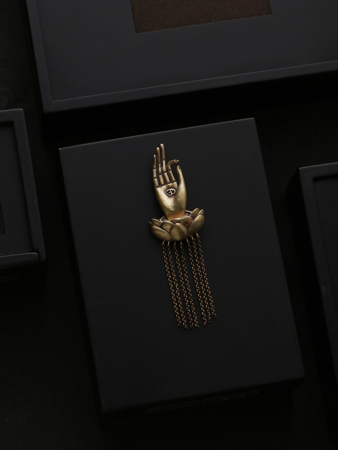 COSA NOSTRAA Men Gold-Toned The Buddha-Blessing Statement Brooch