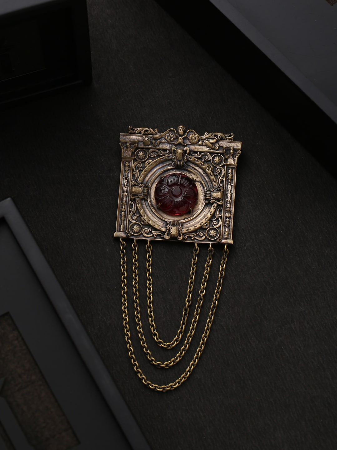 COSA NOSTRAA Men Gold-Toned The Clock-House Shaped Statement Brooch