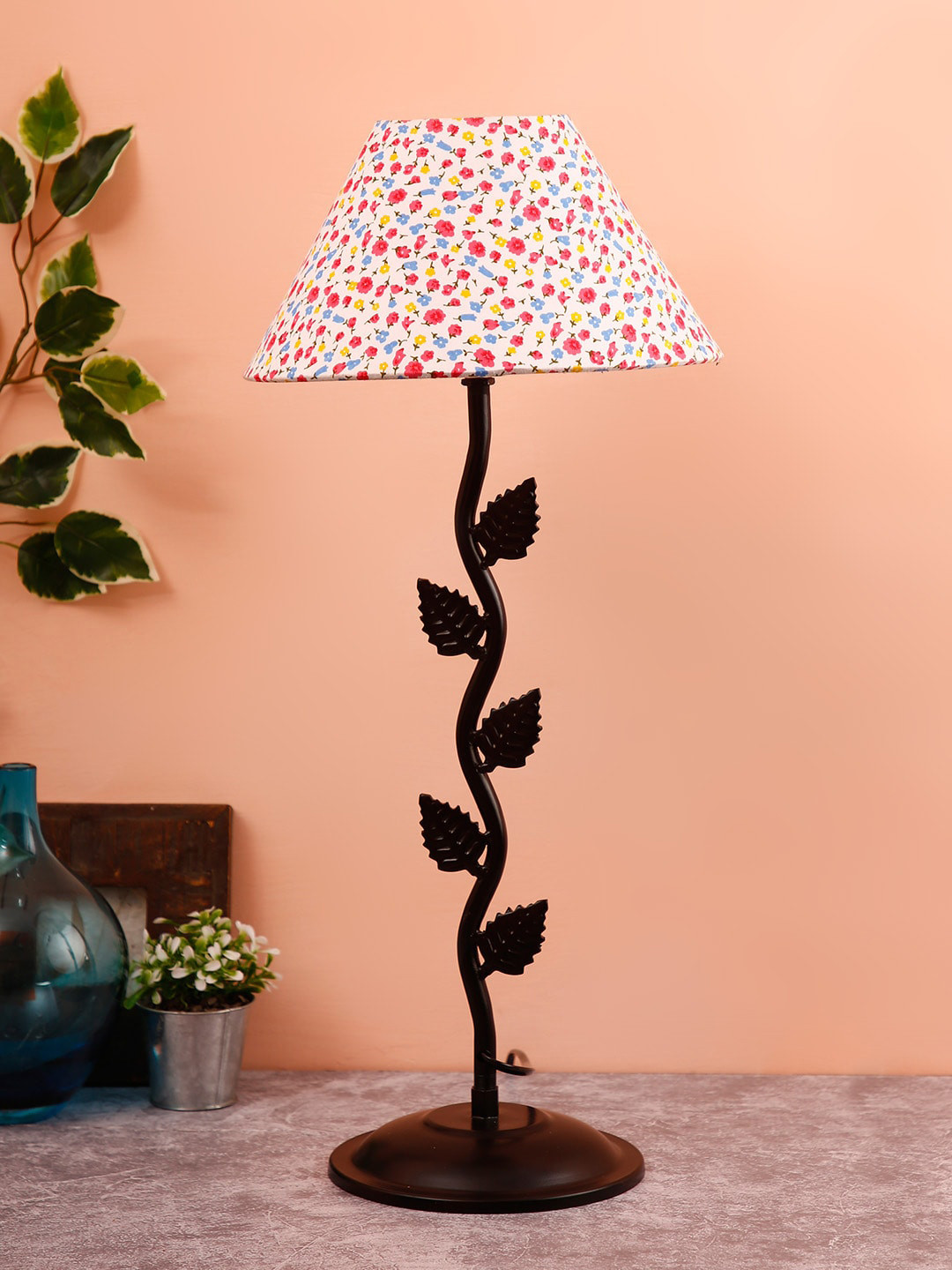 Devansh White & Pink Printed Traditional Table Lamp with Shade