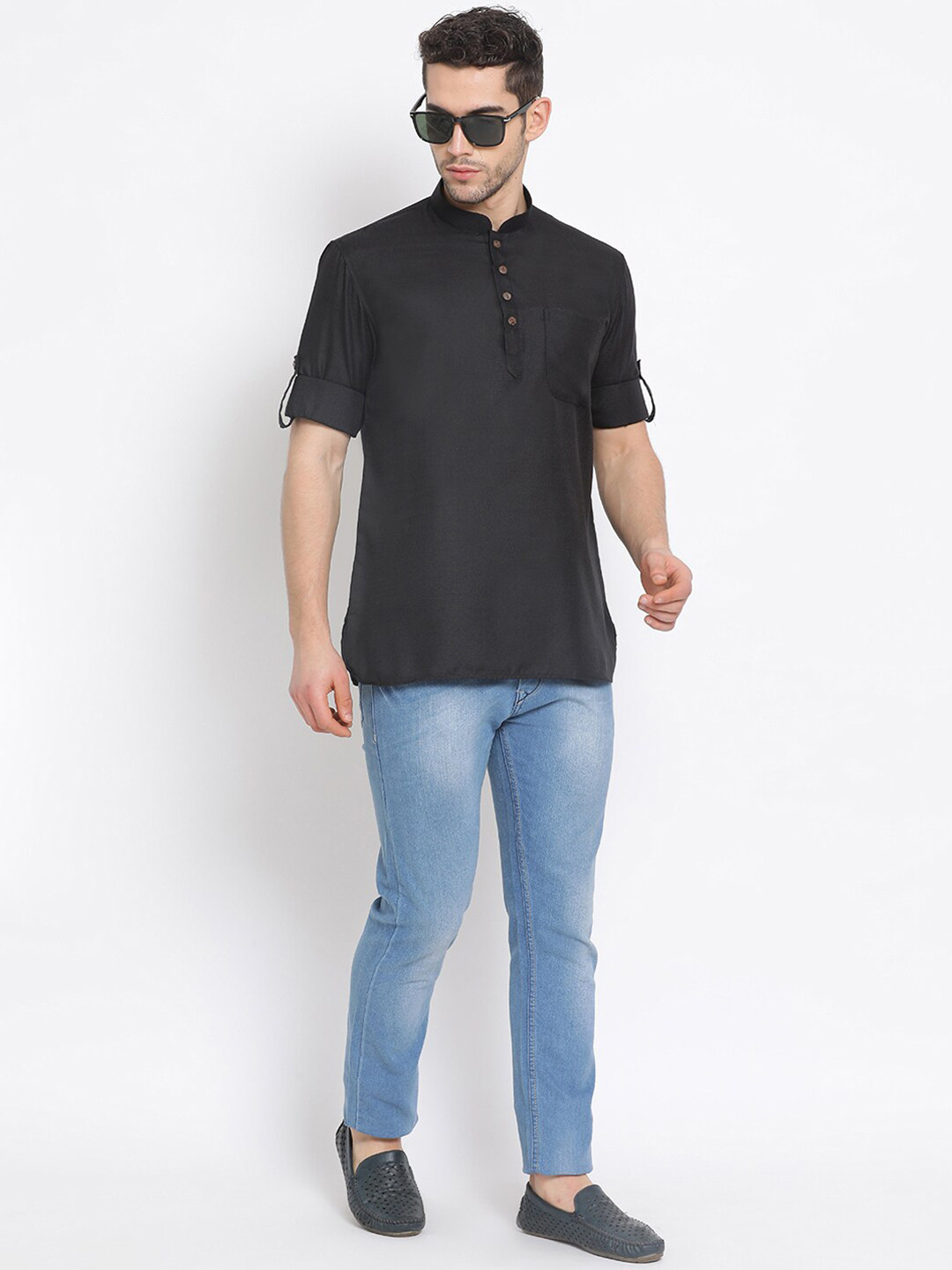Sanwara Men Black Solid Kurta