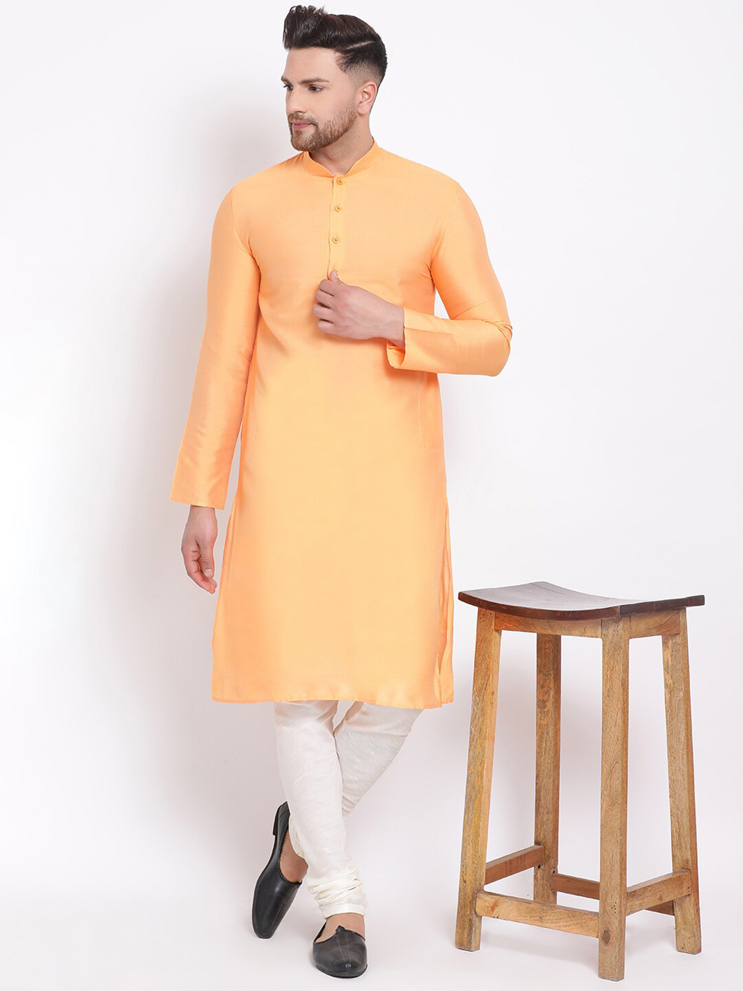 Sanwara Men Orange Mandarin Collar Cotton Silk Kurta