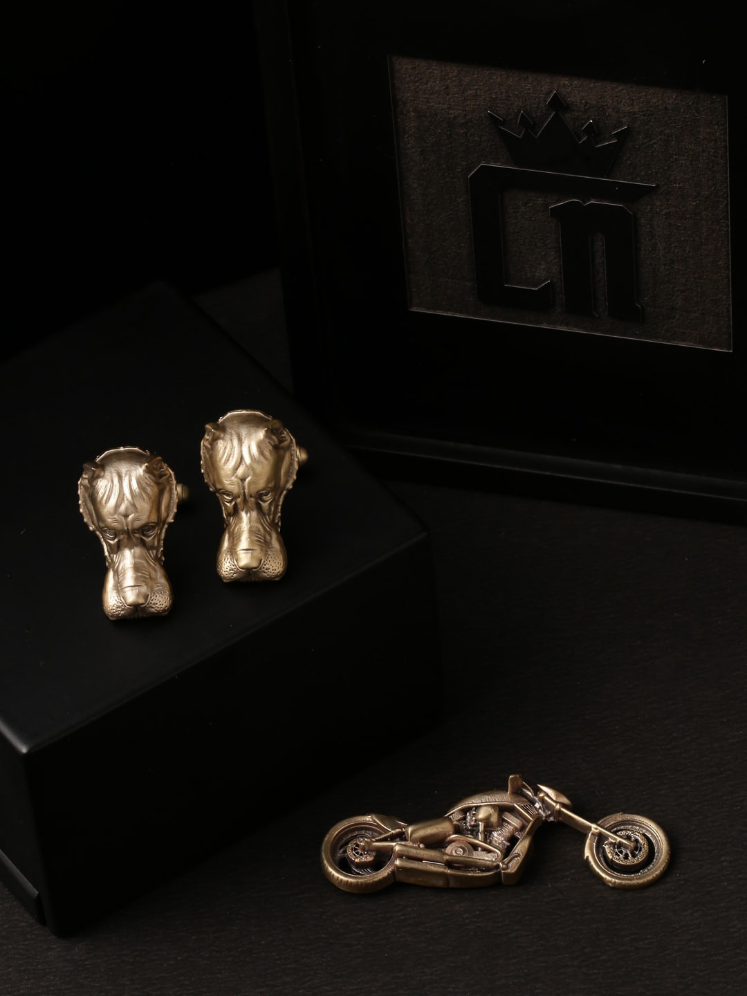 COSA NOSTRAA Men Gold-Toned The Joyride Gift Set