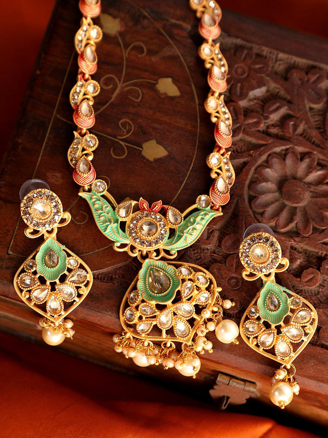 ANIKAS CREATION Gold-Plated Sea Green & Peach-Colored Enamelled Kundan-Studded Traditional Jewellery Set