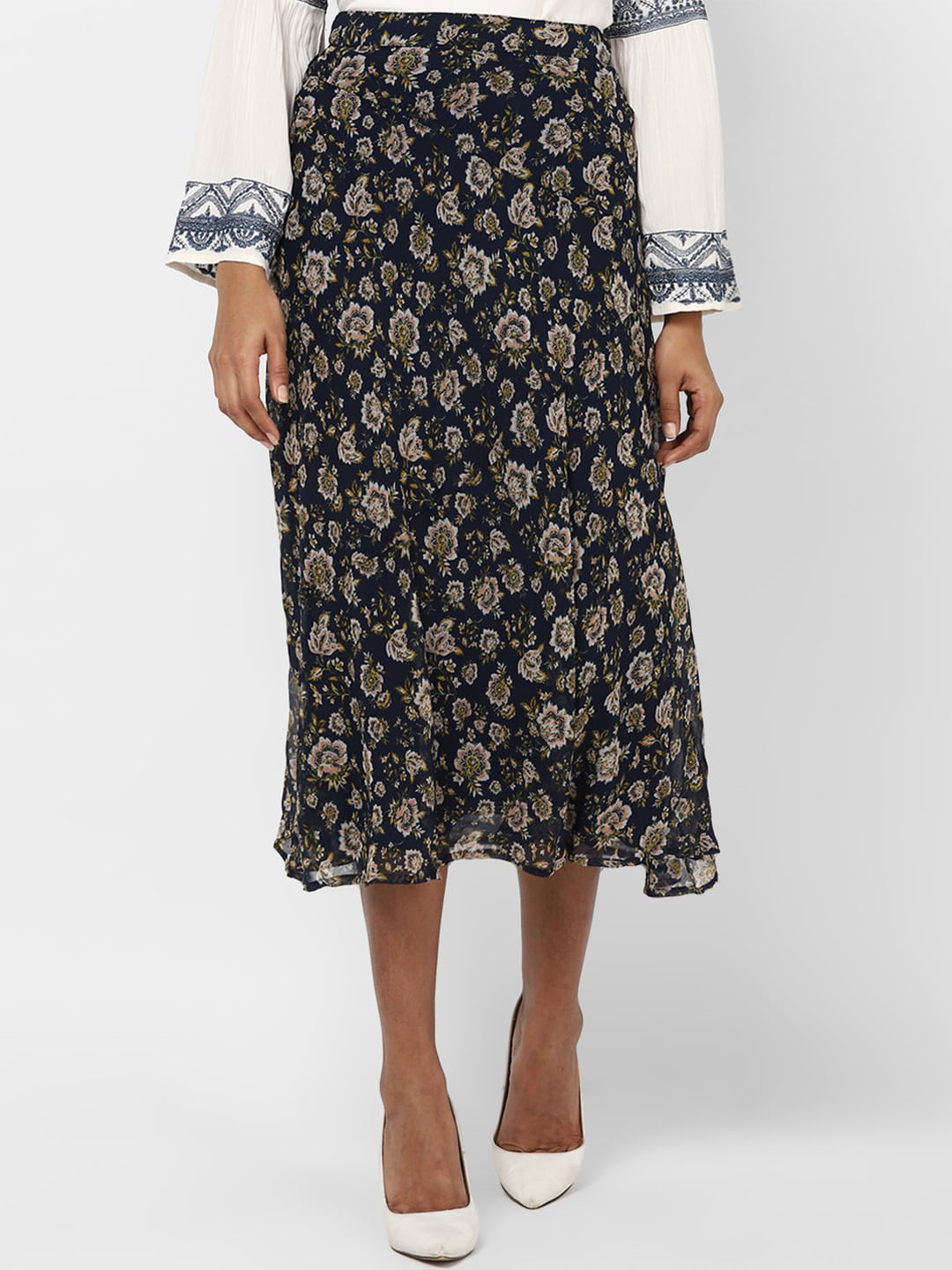 AMERICAN EAGLE OUTFITTERS Women Blue & Beige Floral Printed A-Line Maxi Skirt