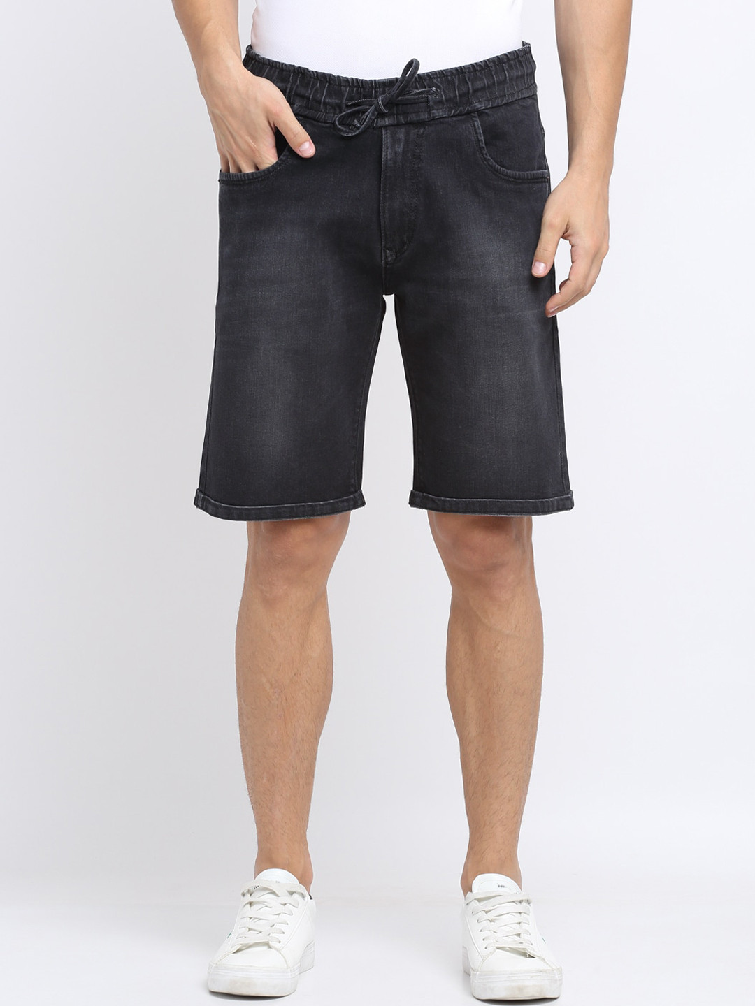 Rodamo Men Black Washed Regular Fit Denim Shorts