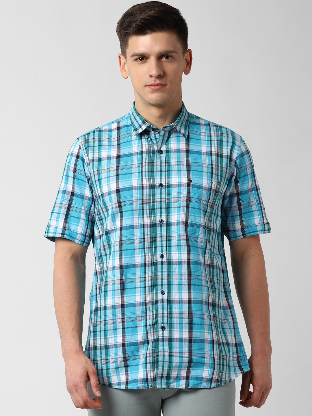 Peter England Casuals Men Blue & White Cotton Slim Fit Checked Casual Shirt